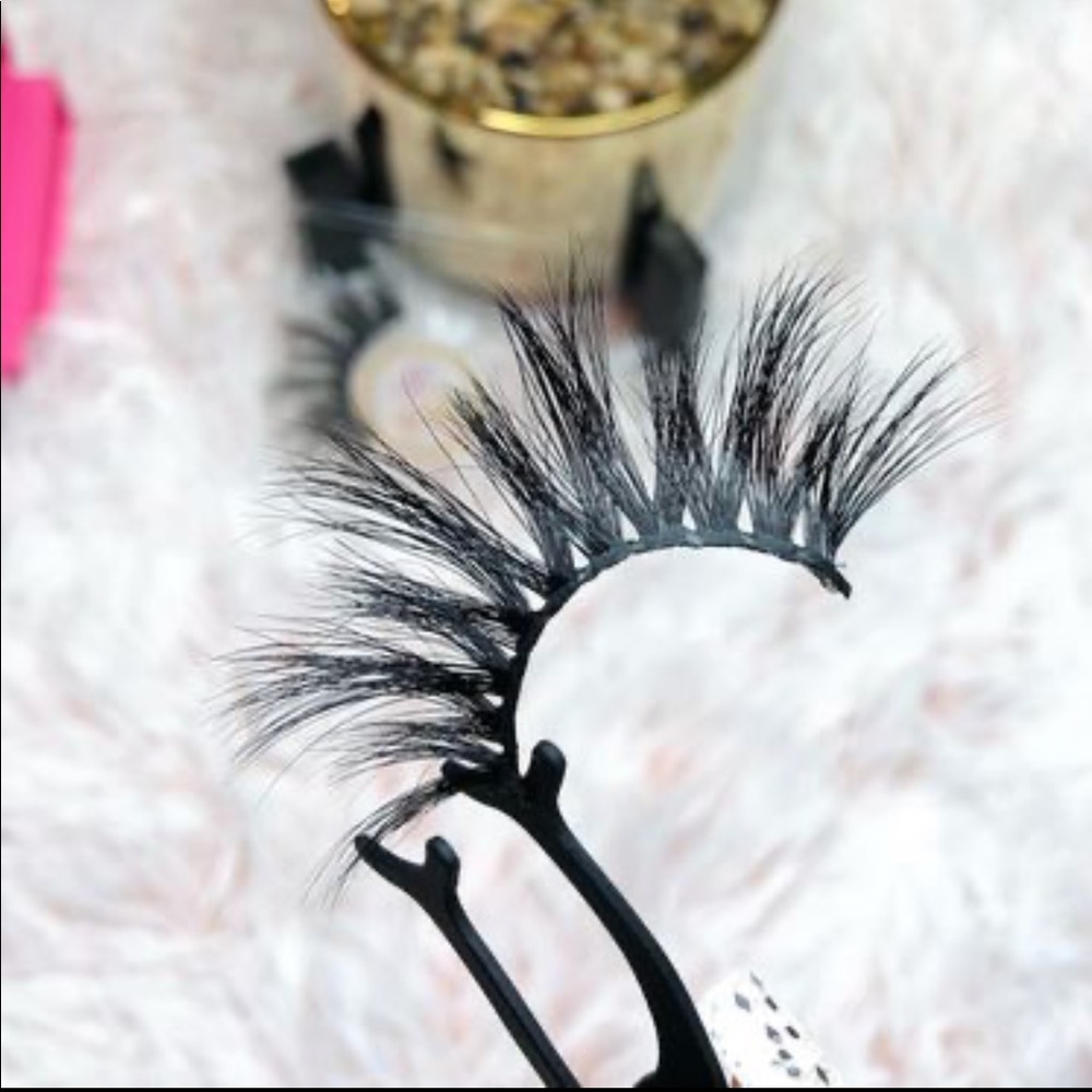 25mm 3D Mink Lashes 😍